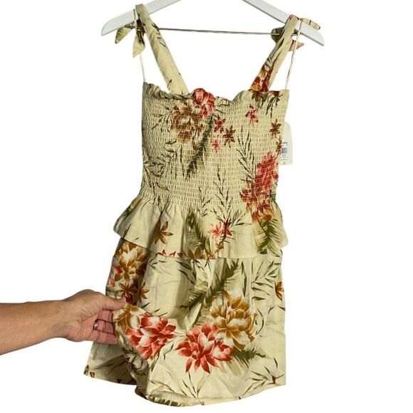 NWT Billabong Hold Tight Floral-Print Smocked Romper, Women's Medium - Picture 5 of 16